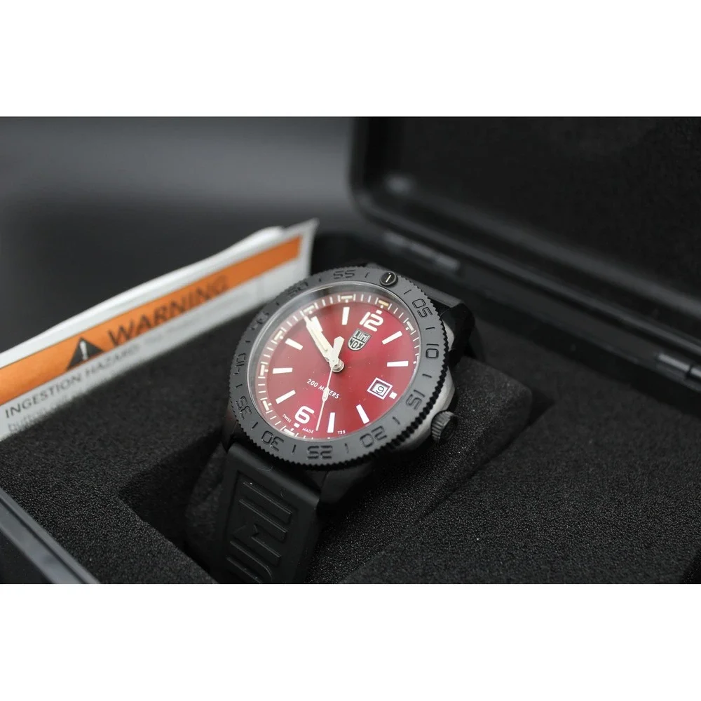 Luminox‎ XS.3135.B Pacific Diver 44mm Red Dial Swiss Quartz Watch NIB w/ Papers